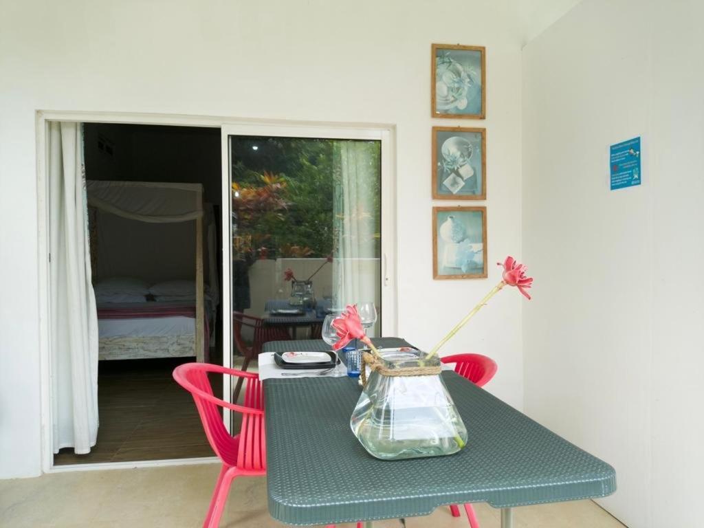 Le Comfort Anse Royale Esterno foto